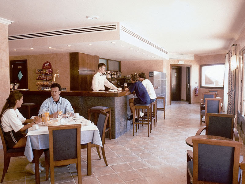Calallonga Hotel Menorca 마혼 레스토랑 사진