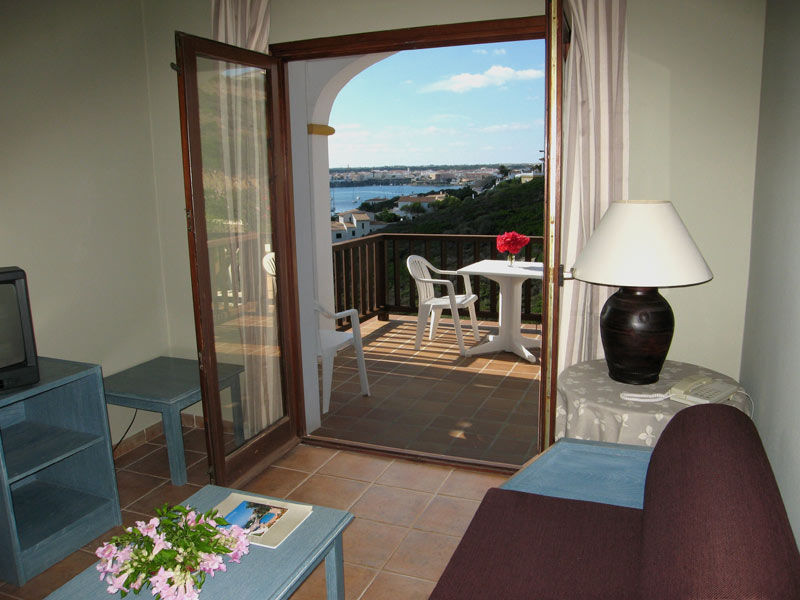 Calallonga Hotel Menorca 마혼 객실 사진