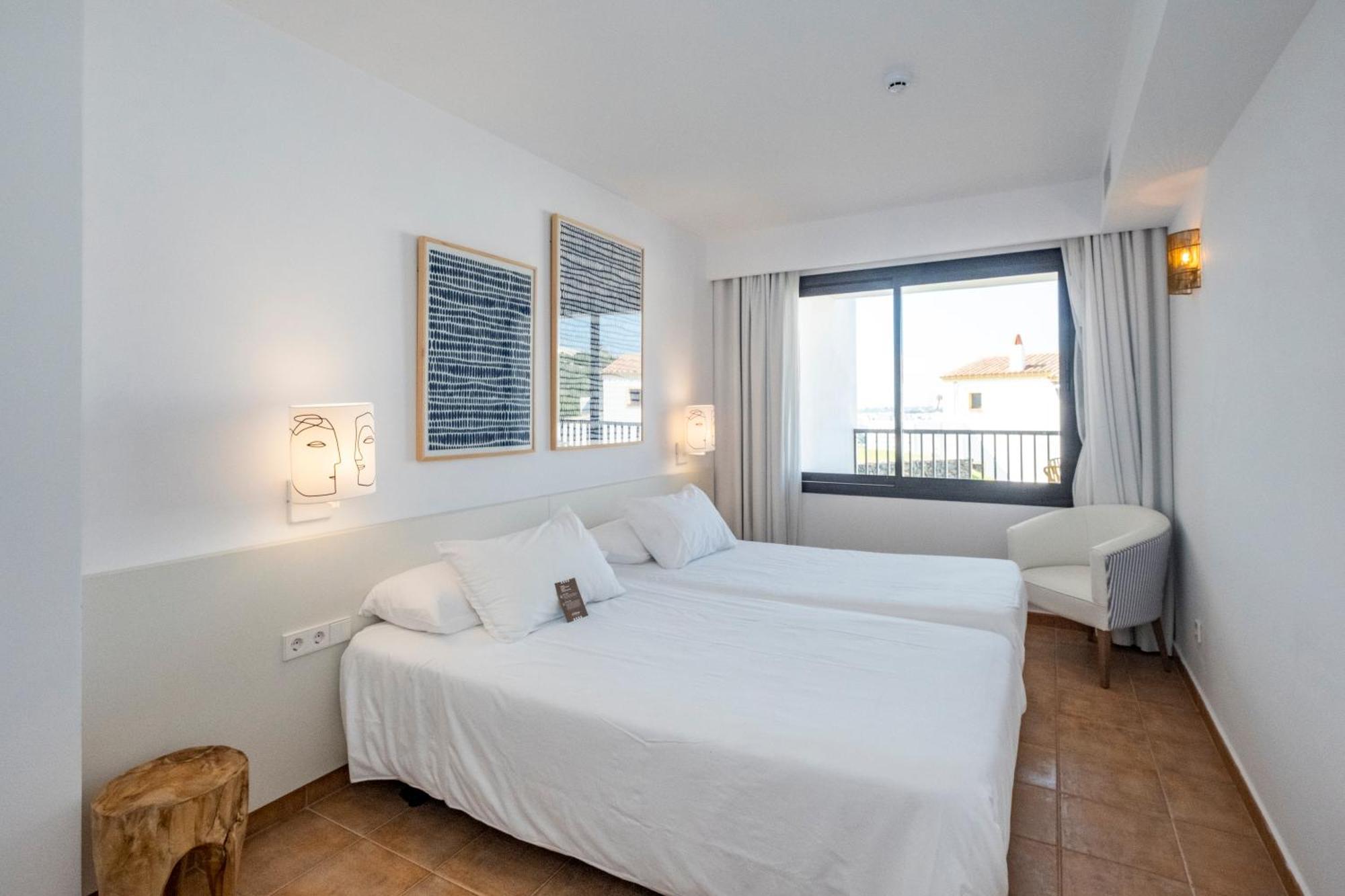 Calallonga Hotel Menorca 마혼 외부 사진