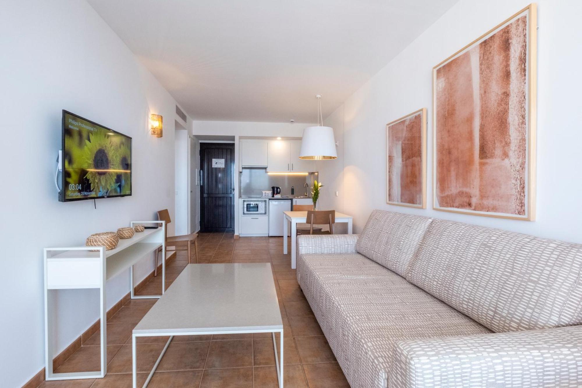 Calallonga Hotel Menorca 마혼 외부 사진