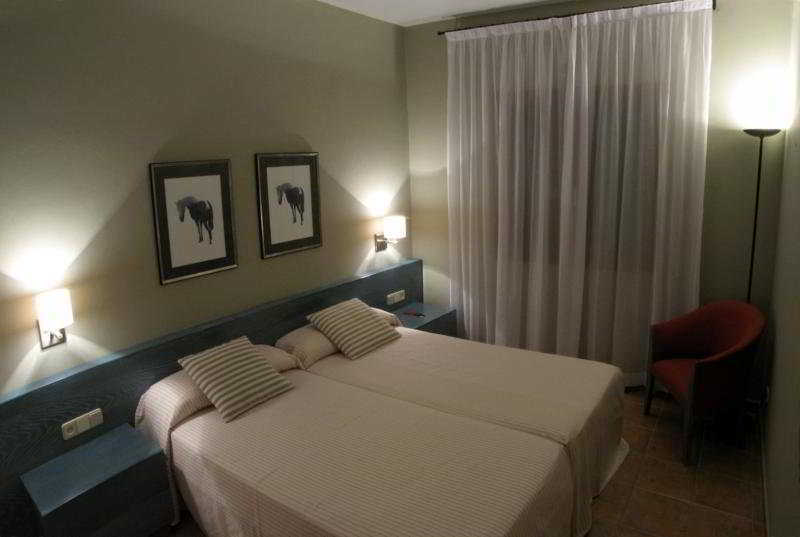 Calallonga Hotel Menorca 마혼 외부 사진